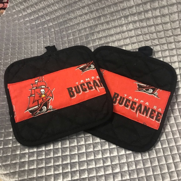 Tampa Bay Buccaneers NFL Hot Pad Set 4 pieces New - Picture 4 of 4